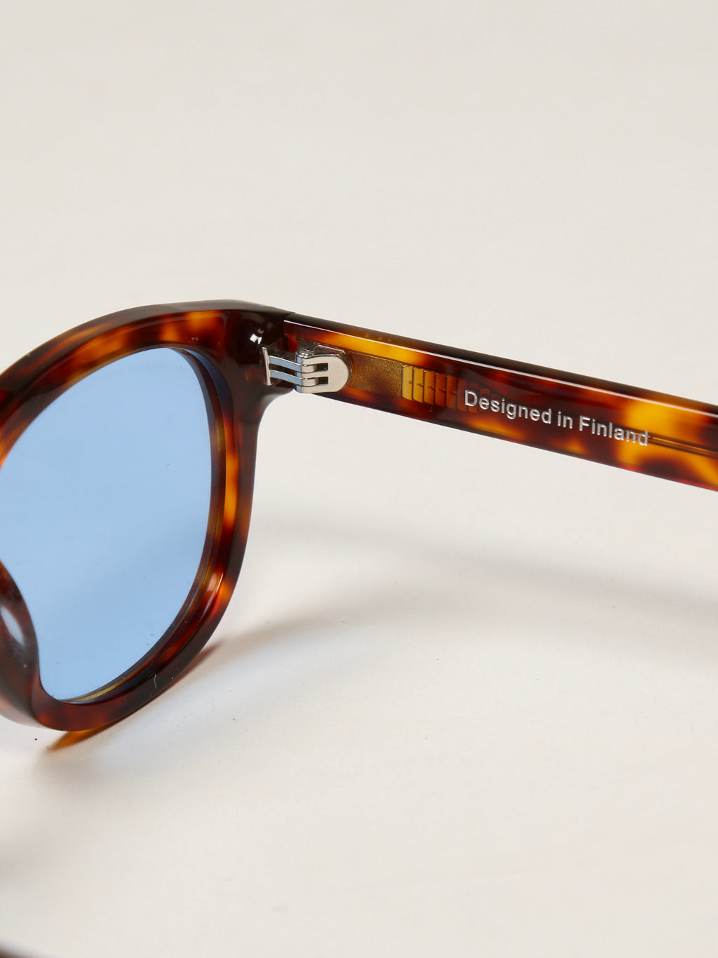 J1 TORTOISE